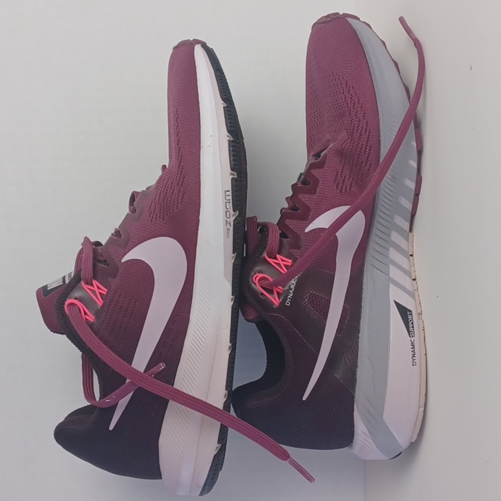 Nike Zoom View 4